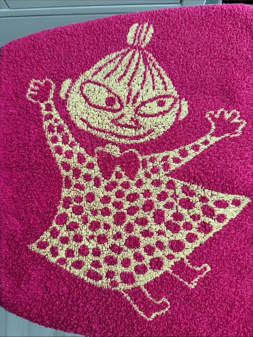 Moomin & Little My Character Hand Towels Finlayson Fuschia Red and Blue (2)